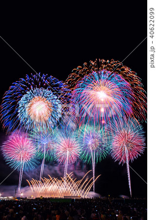 秋田県 大曲の花火 全国花火競技大会 日本一の花火大会 の写真素材