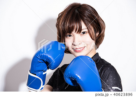 ボクシング　女性 40623896
