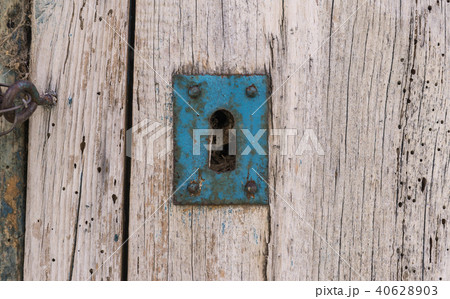 Closeup vintage door lock of external antique wooden door of Country house Closeup vintage door lock of external antique wooden door of Country house 40628903
