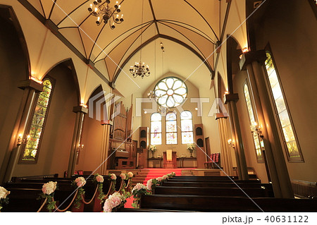 東武トレジャーガーデンの教会 祭壇とパイプオルガンの写真素材