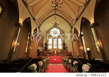 東武トレジャーガーデンの教会 祭壇とパイプオルガンの写真素材