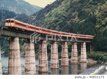 国鉄　高山本線　キハ56 キハ65 急行のりくら 40631175