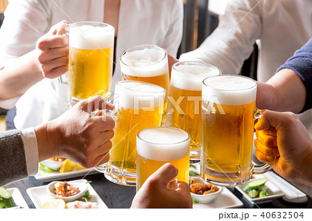 ビール、乾杯 ビール、乾杯 40632504
