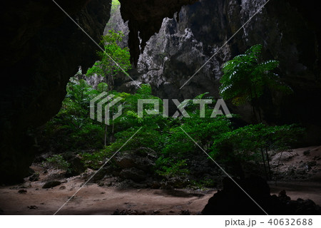 Phraya Nakhon Caveプラヤーナコーン洞穴 40632688