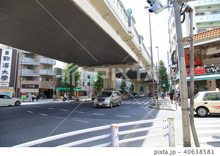 駒沢大学駅前交差点 世田谷区 駒沢大学駅前交差点 世田谷区 40638581