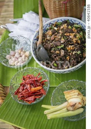 Spicy minced pork Spicy minced pork 40641586