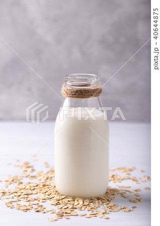 Non dairy oat milk Non dairy oat milk 40644875