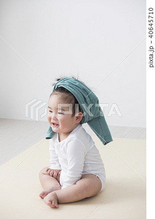 お着替え　 40645710