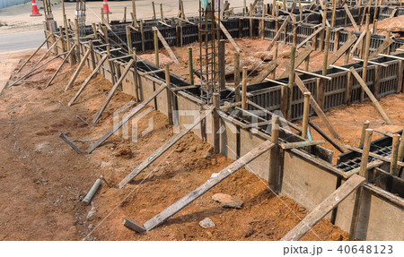 Wooden formwork concrete of beam 40648123