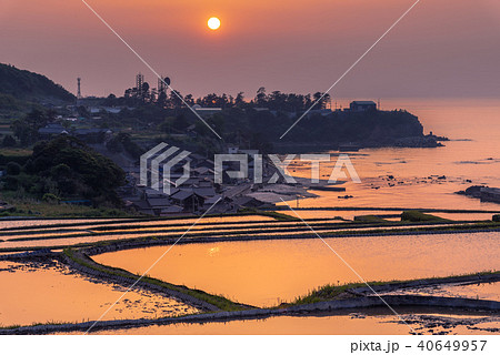 棚田の夕景 40649957