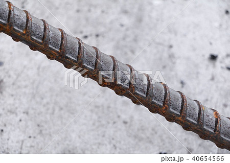 wrinkle steel bar for welder on concrete floor  40654566