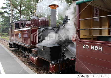 パッフィンビリー鉄道の蒸気機関車　オーストラリア　メルボルン 40654978
