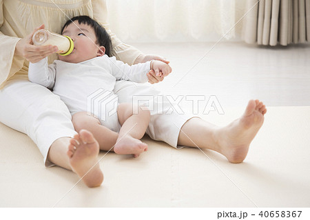 授乳・ミルク 授乳・ミルク 40658367