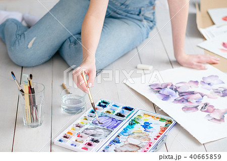 art craft painter work woman mix watercolors draw art craft painter work woman mix watercolors draw 40665859