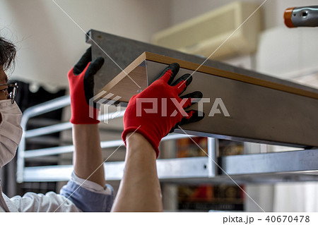 パイプベッドの解体の写真素材 40670478 Pixta