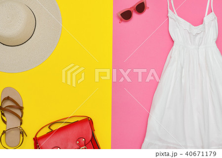 White sundress, red handbag, brown shoes White sundress, red handbag, brown shoes 40671179