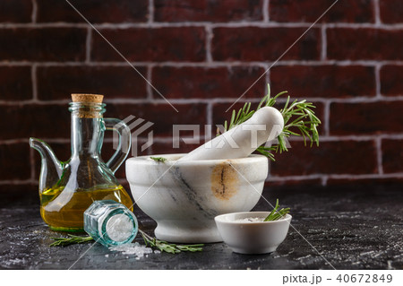 Herbs and Spices, Mortar and Pestle Herbs and Spices, Mortar and Pestle 40672849