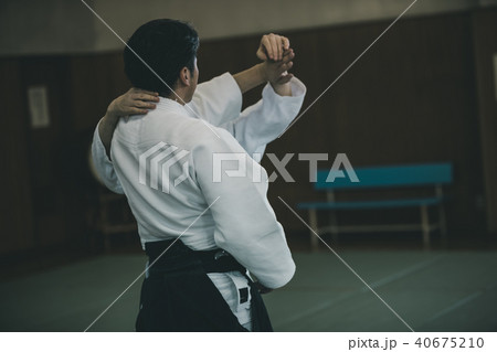 Aikido 40675210