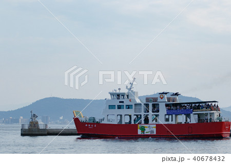 女木島　おにの灯台 40678432