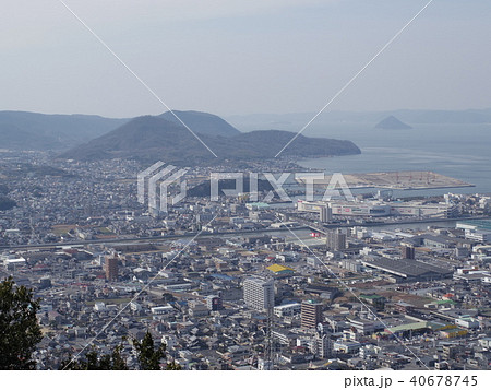 香川県高松市峰山公園展望台からの眺め 香川県高松市峰山公園展望台からの眺め 40678745