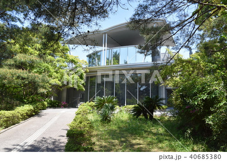新緑の茅ヶ崎美術館 40685380