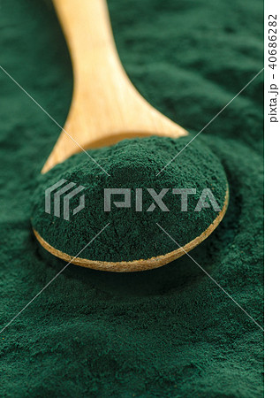 Organic spirulina powder 40686282