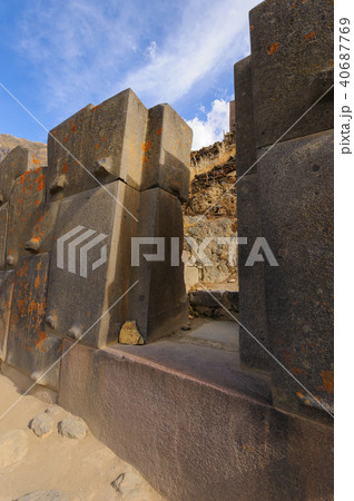 オリャンタイタンボ遺跡の巨石の門 オリャンタイタンボ遺跡の巨石の門 40687769