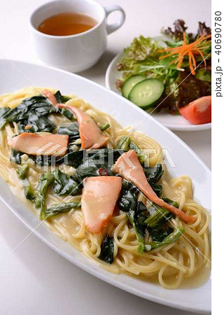 パスタ 40690780
