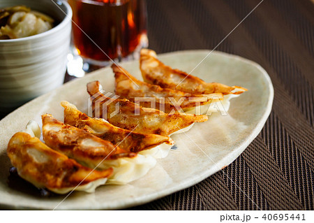 焼き餃子 焼き餃子 40695441
