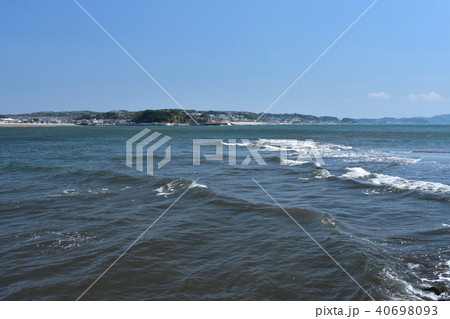 江の島の海 40698093