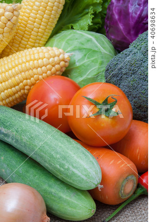 vegetables on sack background 40698634