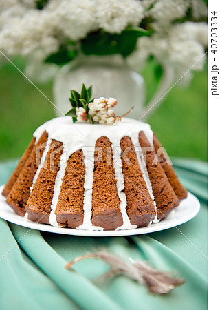 Close-up chocolate pound cake. Close-up chocolate pound cake. 40703334