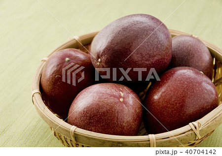 パッションフルーツ 40704142