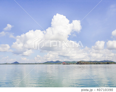 Blue sea with island and sky in Thailand Blue sea with island and sky in Thailand 40710390