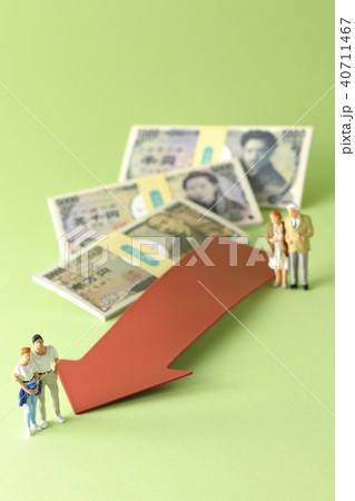 色々お金がかかります。 色々お金がかかります。 40711467