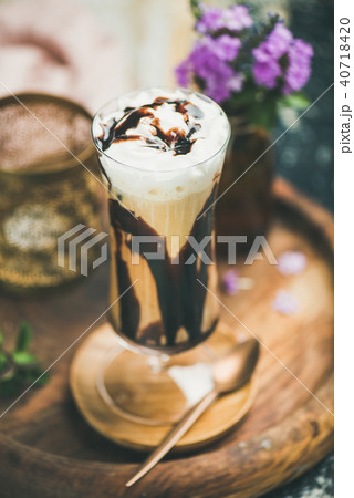 Iced mocha coffee 40718420