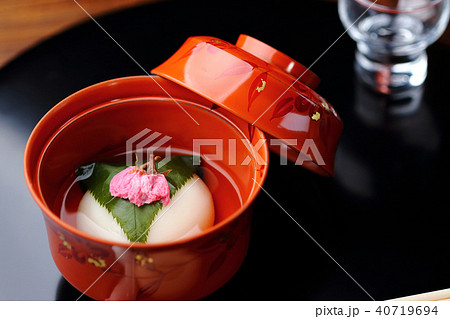 白玉饅頭、桜の葉包み 白玉饅頭、桜の葉包み 40719694