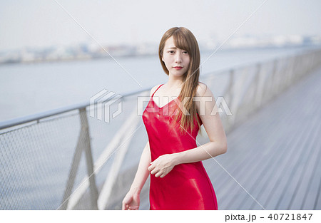 女性 40721847