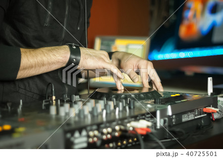 Hands of a DJ Hands of a DJ 40725501