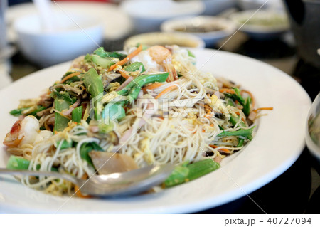 Hong Kong Noodle 40727094