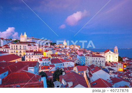 Alfama at night, Lisbon, Portugal Alfama at night, Lisbon, Portugal 40727876