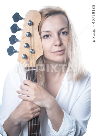 beautiful artist with her electric bass 40729138