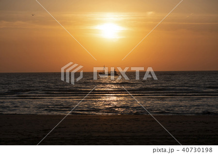 Quiet and peaceful Quiet and peaceful 40730198