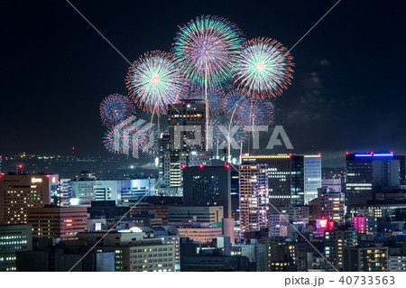 札幌の都心の打ち上げ花火 / 北海道 札幌市 札幌の都心の打ち上げ花火 / 北海道 札幌市 40733563