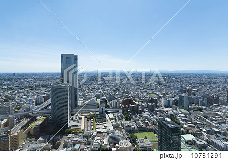東京風景 18年 新宿から望む富士山方面東京 新宿 初台 東京オペラシティ 高層ビル 俯瞰 ハイの写真素材