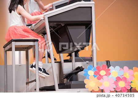 ピアノの発表会 ピアノの発表会 40734505