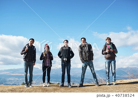 富士山　外国人　ポートレート 40738524
