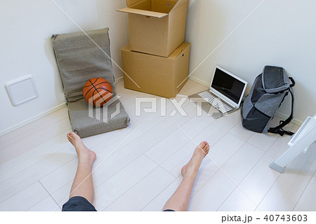引越し 一人暮らし 新築 不動産 イメージ 引越し 一人暮らし 新築 不動産 イメージ 40743603