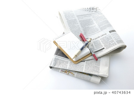 英字新聞　記者　ライター　ビジネスマン 40743634