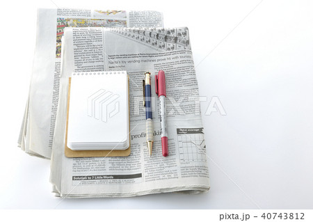 英字新聞　記者　ライター　ビジネスマン 40743812